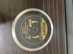 صفحه پرسلان بر و گرانیت بر سایز 180 ایکسکورت مدل XDTC18001